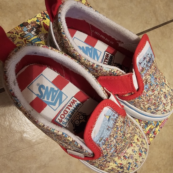 VANS Where's Waldo? Collection - Picture 6 of 7